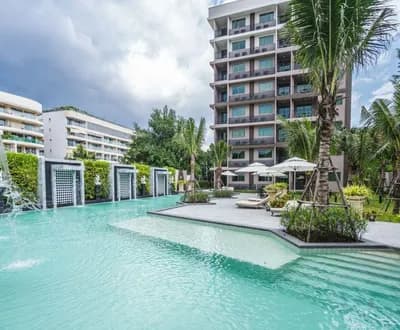 Arcadia Center Suites