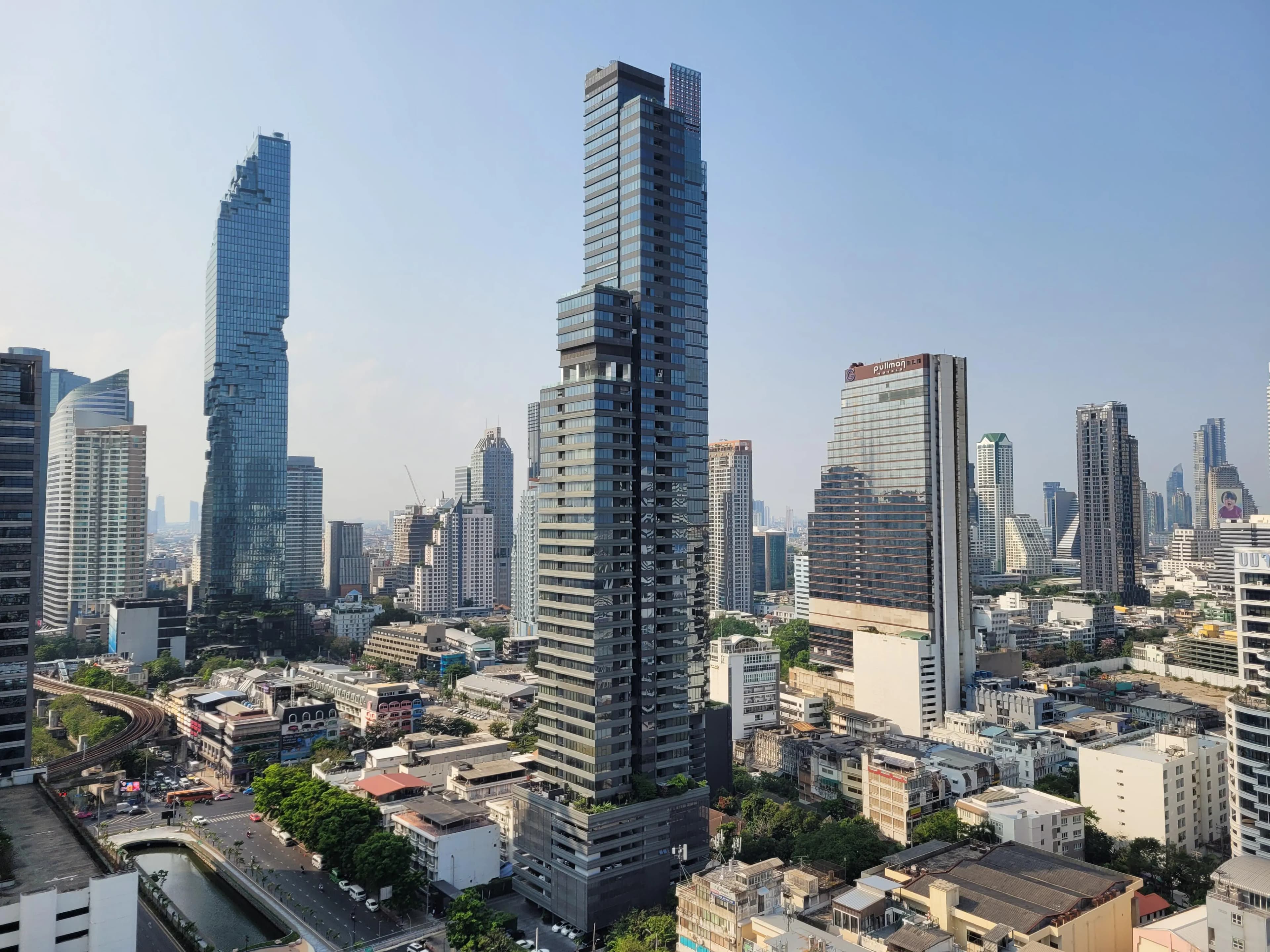 M Silom