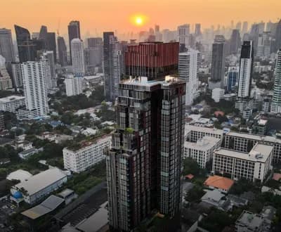 Rhythm Ekkamai Estate