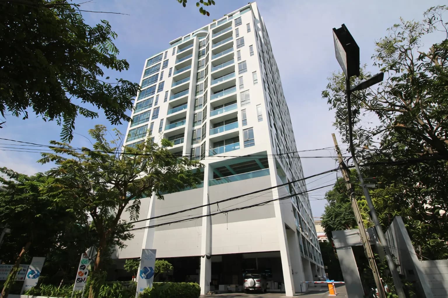 Siamese Surawong