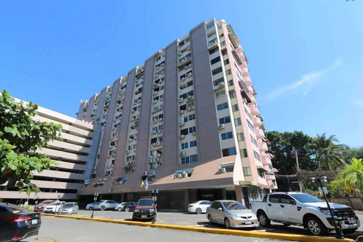 Srithana Condominium (1 & 2)