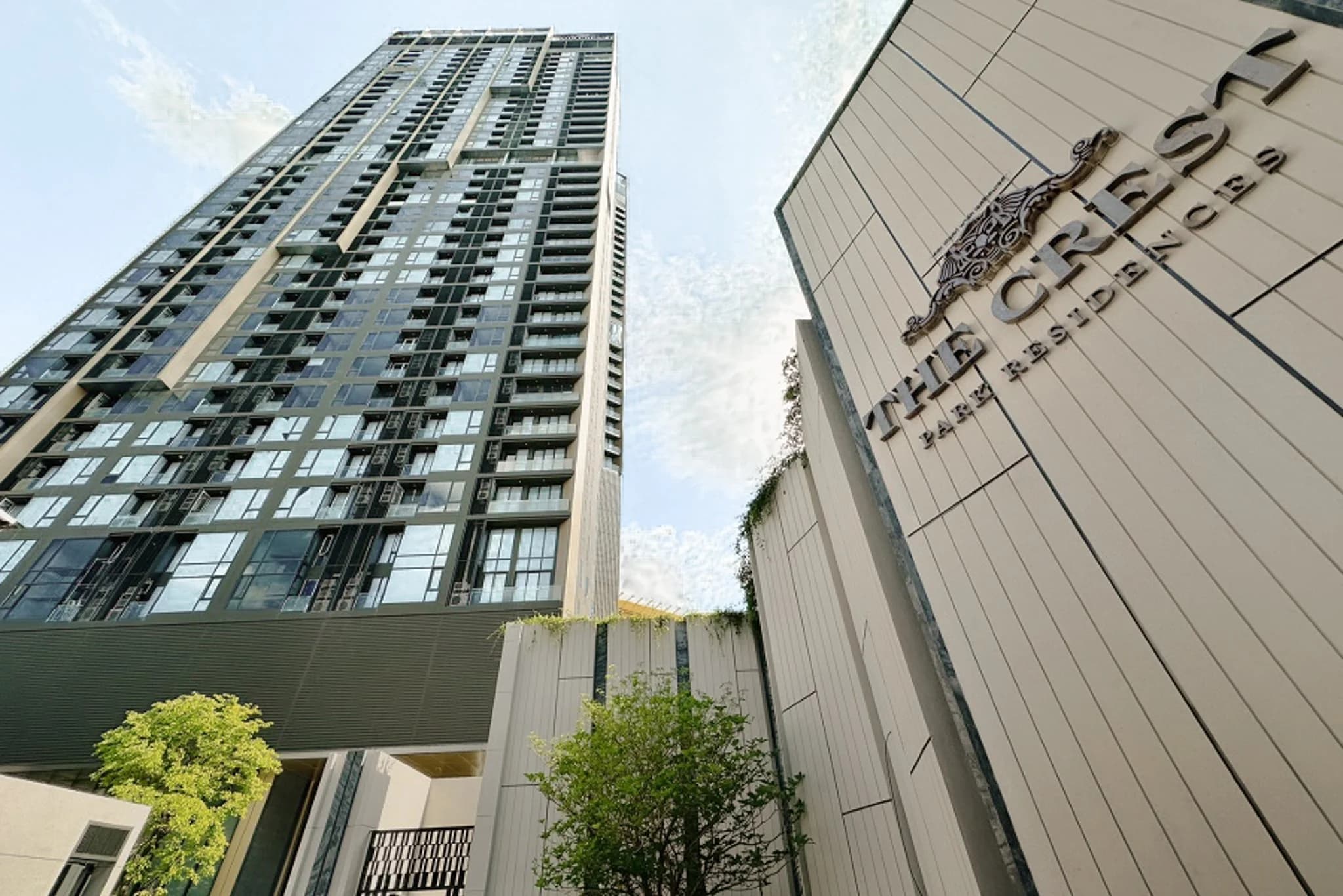 The Crest Park Residences